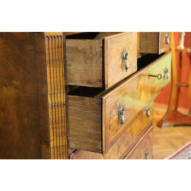 George II Burl Walnut and Marquetry Hightboard, 1890s For Sale - Image 14 of 18