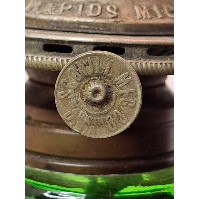 Antique Emerald Green Glass Kerosene Finger Lamp 4-Panel Portrait Pilgrim For Sale - Image 16 of 18