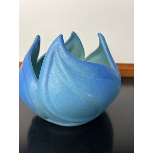 Van Briggle Artus Van Briggle Art Deco Green Glazed Lotus Flower Bud Shaped Art Pottery Bowl For Sale - Image 4 of 8