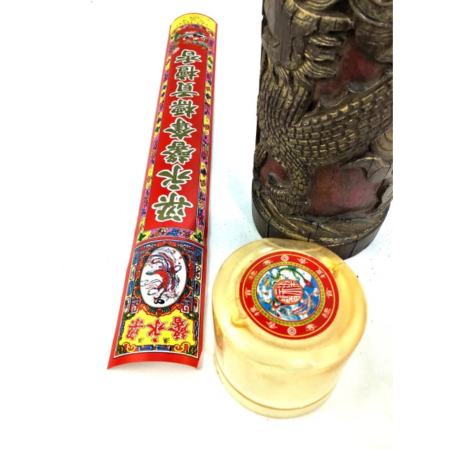 1900s Chinese Carved & Gilt Painted Bamboo Incense Holder For Sale - Image 10 of 12