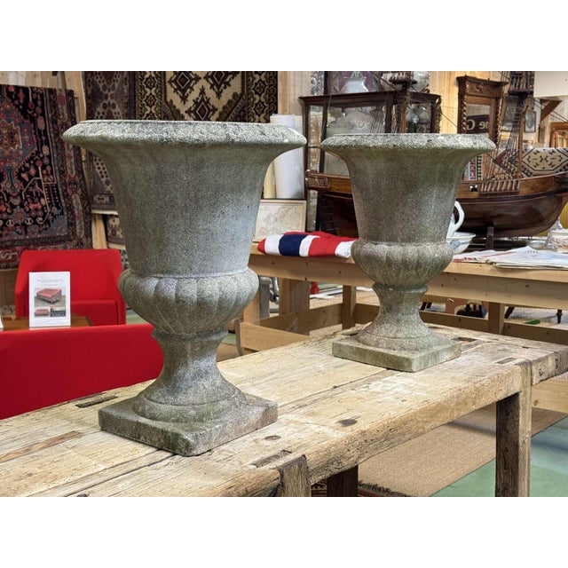 Medici Planters in Reconstituted Stone, 1970s, Set of 2 For Sale - Image 6 of 13