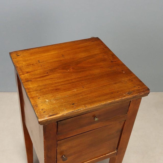 Brown Italian Directoire Nightstand in Walnut, 1800s For Sale - Image 8 of 10