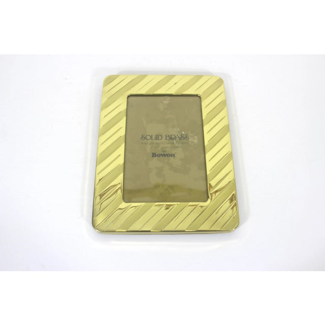 80’s 5x7 Rectangular Striped Brass Picture Frame With Black Velvet Back, Table Top For Sale - Image 4 of 9