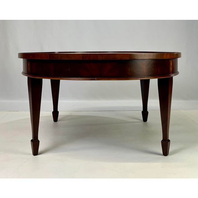 Hekman Furniture Late 20th Century Hekman Grand Rapids Inlaid Crotch Mahogany Oval Coffee Table For Sale - Image 4 of 14