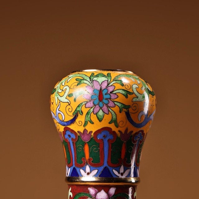 1900 - 1909 Vintage Chinese Gilt Copper Cloisonné "Garlic-Mouth" Floral Vase - 1360g For Sale - Image 5 of 10