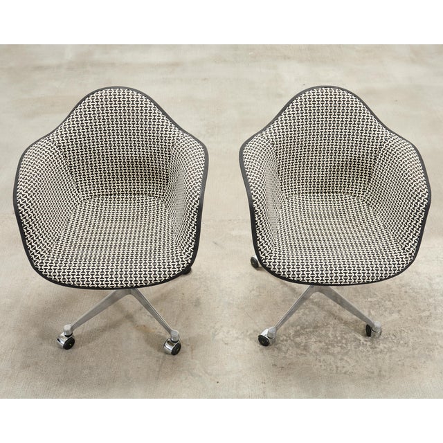 Late 20th Century Pair of Mid-Century Charles Eames for Herman Miller Office Chairs For Sale - Image 5 of 18