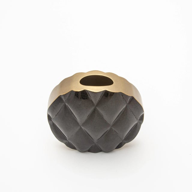Modern Quilted Vase in Black Shell With Brass Details by Kifu Paris For Sale In Los Angeles - Image 6 of 7