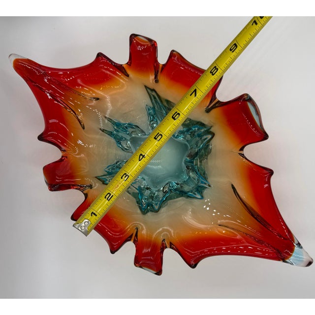 1960s Mid-Century Italian Murano Sommerso Art Glass Splash Bowl Centerpiece For Sale - Image 10 of 11