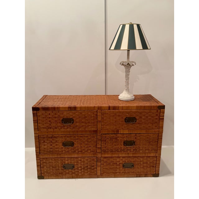 Brown 1970s Large 6 Drawer Woven Rattan Chest of Drawers With Metal Mounts For Sale - Image 8 of 9