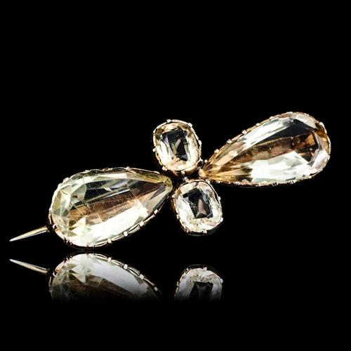 Antique 12 Karat Gold Quatrefoil Brooch with Citrine, 19th Century For Sale - Image 5 of 18