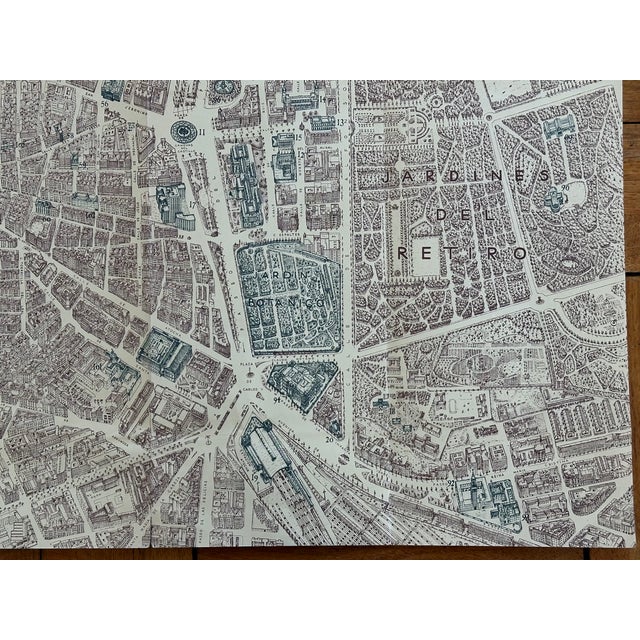 Vintage Pictorial Map of Madrid Spain For Sale In New York - Image 6 of 12