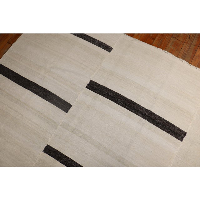 Late 20th Century White Brown Room Size Turkish Kilim - 10'7" x 13'2" For Sale - Image 14 of 18