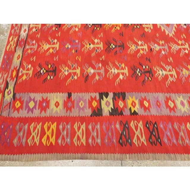 Red Galerie Shabab Collection Mid-20th Century Handmade Turkish Flatweave Kilim Large Room Size Carpet For Sale - Image 8 of 10