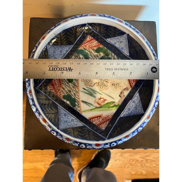 Mid 19th Century Antique Japanese Imari Porcelain Bowl Meiji Period Landscape Design 8.5" For Sale - Image 5 of 7