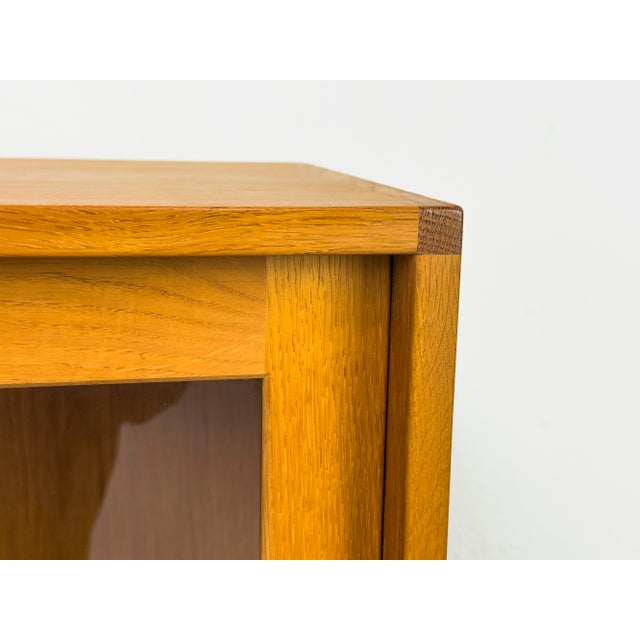 1960s Danish Oak Display Case from Brouer, 1960s For Sale - Image 5 of 18