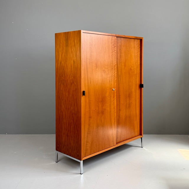 Walnut Wardrobe by Florence Knoll for Knoll International, 1960s For Sale - Image 14 of 14