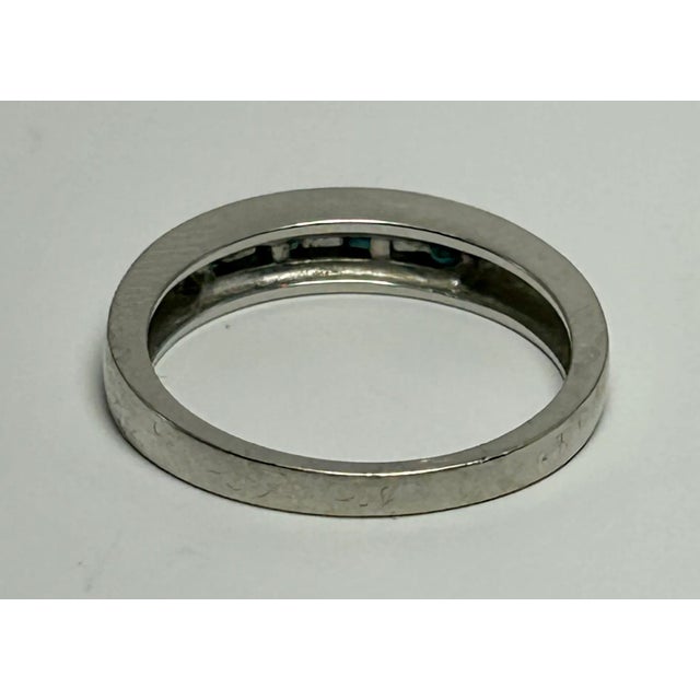 Diamond & Irradiated Blue Diamond 14k White Gold Ring Size 6.5 For Sale - Image 9 of 10