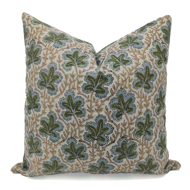 Transform your living area into a haven of style and comfort with Fabdivine’s luxurious hand-block-printed pillow covers....