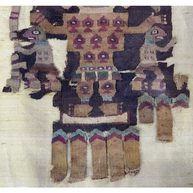 15th Century & Earlier Pre Colombian Antique Peruvian Textile Fragment For Sale - Image 5 of 12