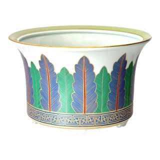 Mottahedeh Charleston Feather Large Planter / Cache Pot For Sale