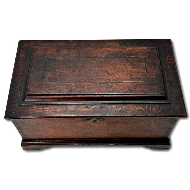 Beautiful Hand Made Antique English Georgian Oak Document Box With Dovetail Corner Joints - Early 19th Century For Sale In Boston - Image 6 of 13
