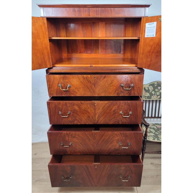 English Edwardian Mahogany Tallboy, 1910s For Sale - Image 4 of 18