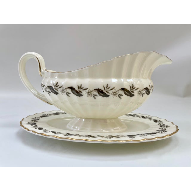 Royal Worcester English Royal Worcester Bone China "Engadine" Gravy Boat W/ Underplate For Sale - Image 4 of 6