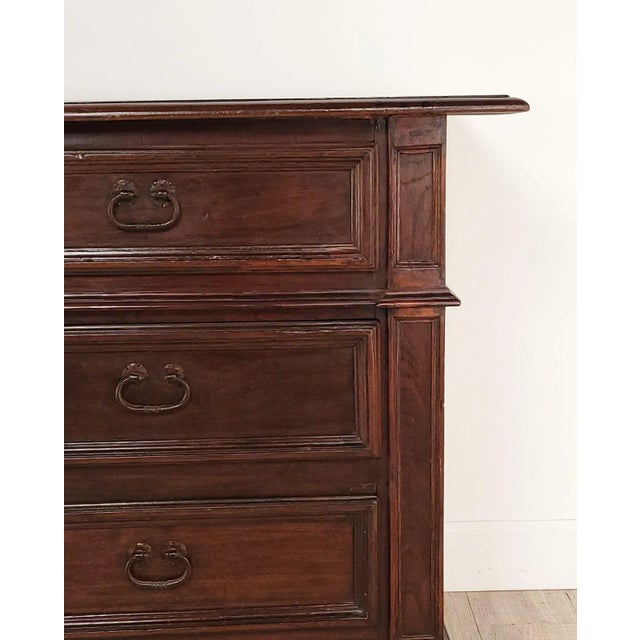 Baroque 18th or 19th Century Italian or Spanish Baroque Chest in Oak or Elm, Circa 1800 For Sale - Image 3 of 12