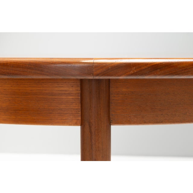 Vintage Extendable Table from G-Plan, 1960 For Sale - Image 9 of 13