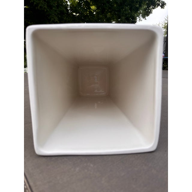 Vintage Pottery Barn Large Glossy White Geometric Ceramic Vase – Modern Minimalist Sculptural Vessel For Sale - Image 9 of 12