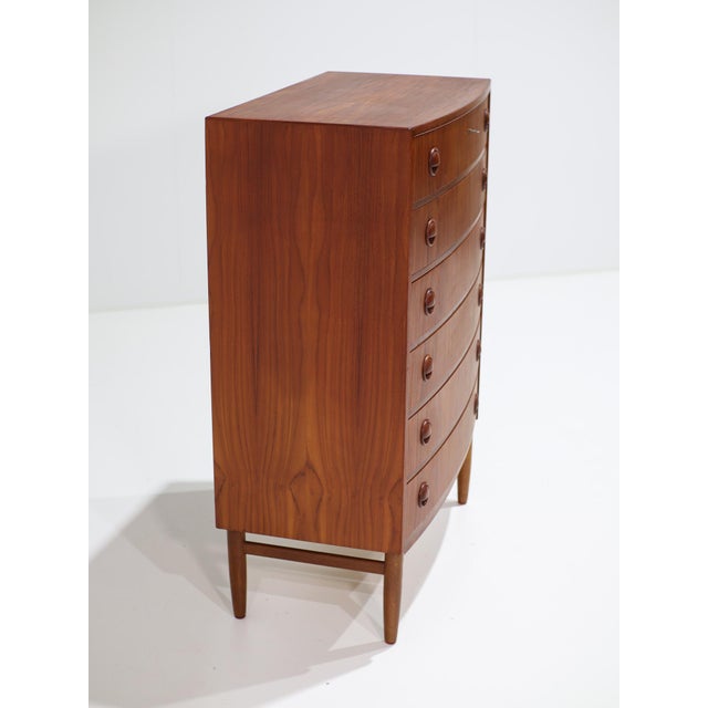 1960s Curved Chest of Drawers in Teak by Kai Kristiansen, Denmark, 1960s For Sale - Image 5 of 17