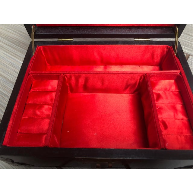 Vintage Mid Century Asian Black Inlaid Jewelry Box For Sale In Cleveland - Image 6 of 11