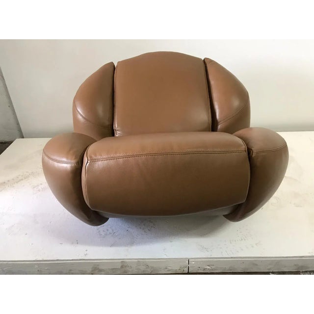 Mid-Century Modern Unique Organic Italian Leather Lounge Chair by Comfortline For Sale - Image 3 of 12