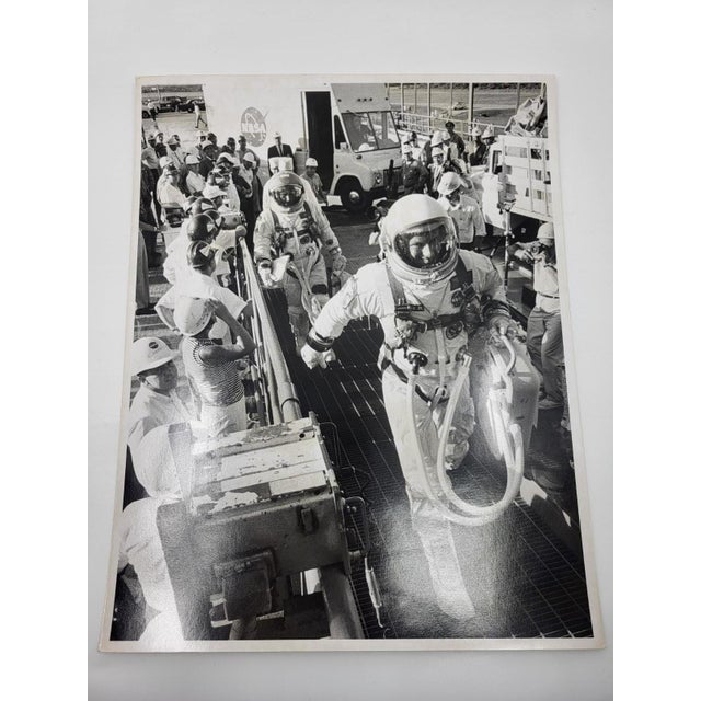 Nasa Mission Gemini XI with Pete Conrad and Dick Gordon, 1966, Photographic Print For Sale - Image 4 of 4