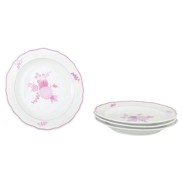 1930s Porcelain Lunch Plates with Lilac Floral Motif from Meissen, 1930s, Set of 4 For Sale - Image 5 of 5