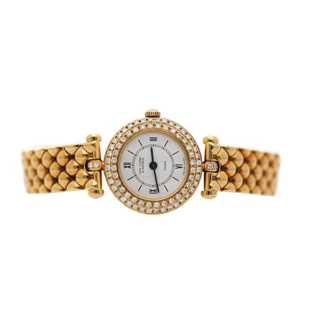Mid 20th Century Van Cleef & Arpels Paris Classique 18k Gold Diamond Bezel Ladies Watch For Sale In Miami - Image 6 of 8