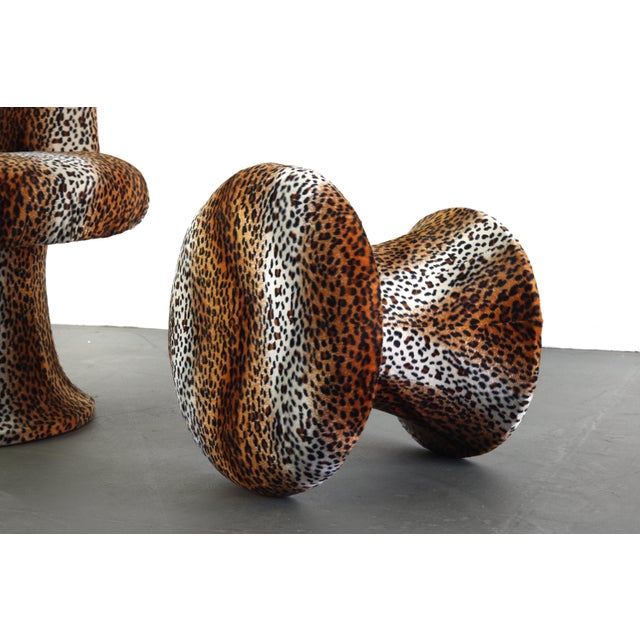 Milo Baughman 1970s Mid Century Modern Leopard Print Tulip Chair and Ottoman Set - 2 Pieces For Sale - Image 4 of 7