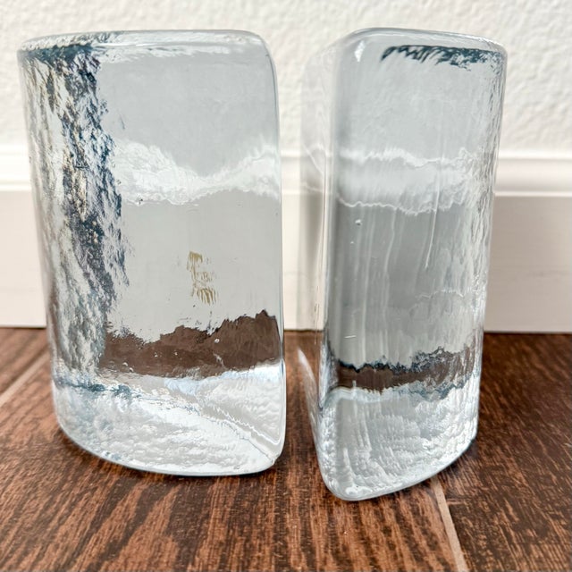 Transparent Pair Mid Century Modern Blenko Half Moon Clear Glass Bookends by Wayne Husted For Sale - Image 8 of 12