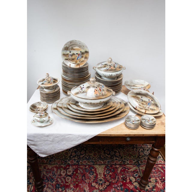 Japanese Showa Porcelain Kutani Dinner Service with Geishas and Fuji, 1940s, Set of 81 For Sale - Image 17 of 17