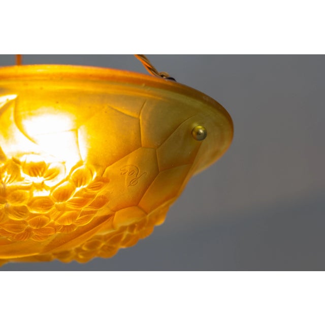 French Art Deco Frosted Amber Colored Pendant Light from ROS, 1930s For Sale - Image 9 of 18