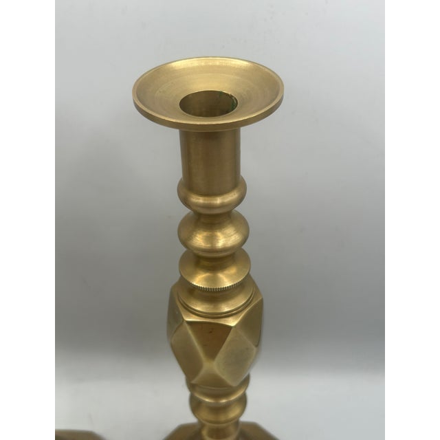 Victorian Late 19th Century English "King of Diamond" Brass Candlesticks, 1897 Queen Victoria Diamond Jubilee – Pair For Sale - Image 3 of 12