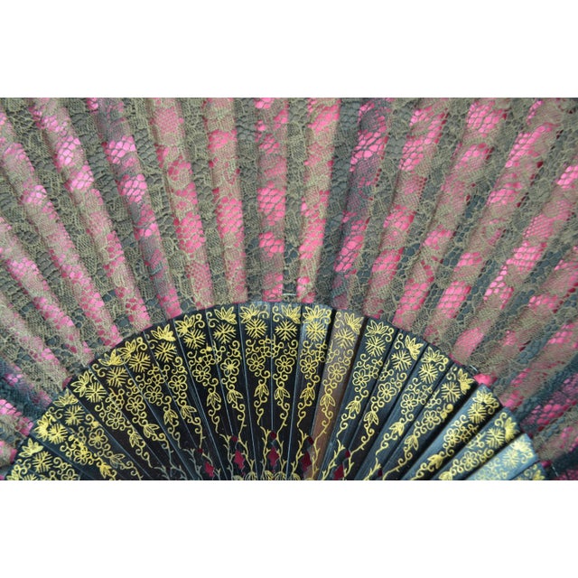 19th Century Fan with Black Lace Wooden Strands and a Pearly For Sale - Image 10 of 12