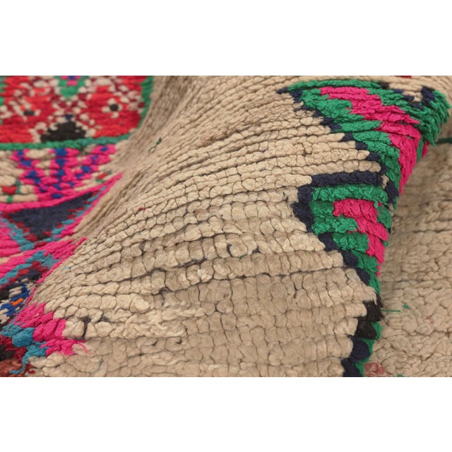 Vintage Azilal Moroccan Rug, 03'06 X 07'09 For Sale In Dallas - Image 6 of 10