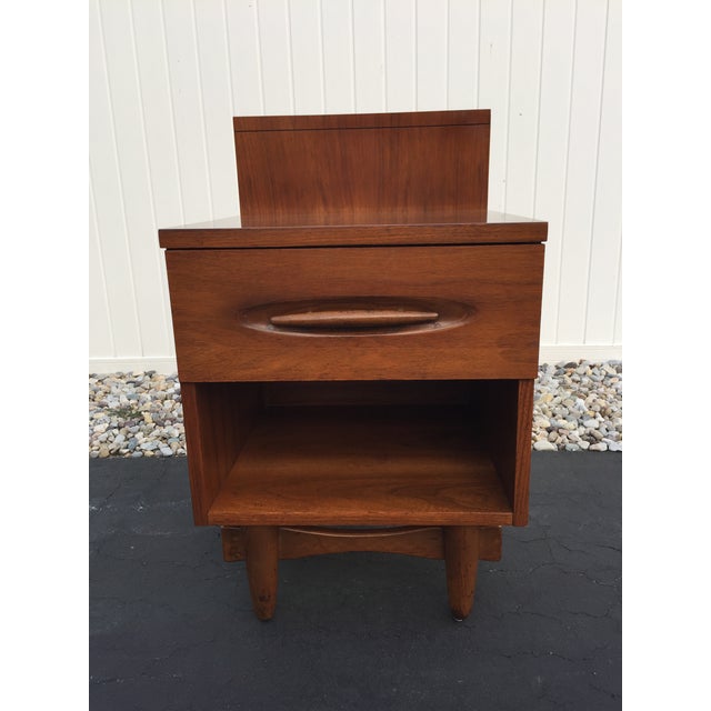 Ward Furniture Co Mid Century Nightstand Chairish