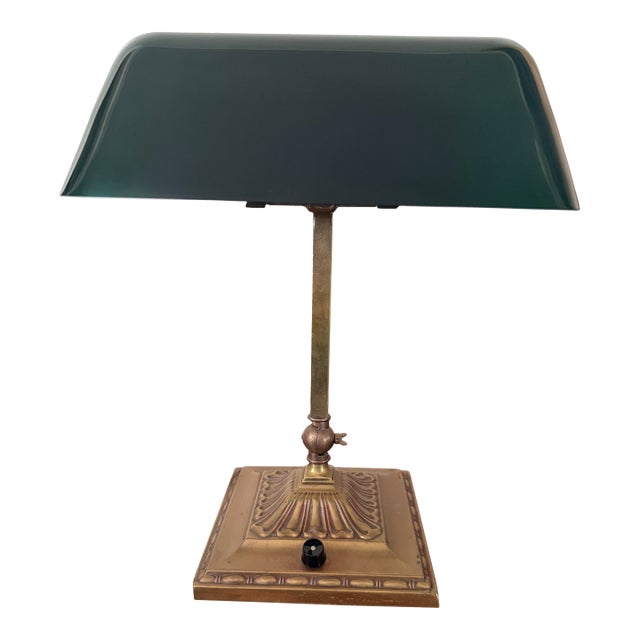 1930s Emerallite Bankers Desk Lamp by McFaddin & Co. New York, With Adjustable Shade and Stem For Sale