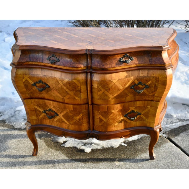 Vintage Italian Parkay Inlaid Bombe' Four Drawer Commode For Sale - Image 13 of 13