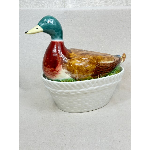 1960s Vintage Mottahedeh Design Mallard Duck Soup Tureen & Basket Base For Sale In New Orleans - Image 6 of 6