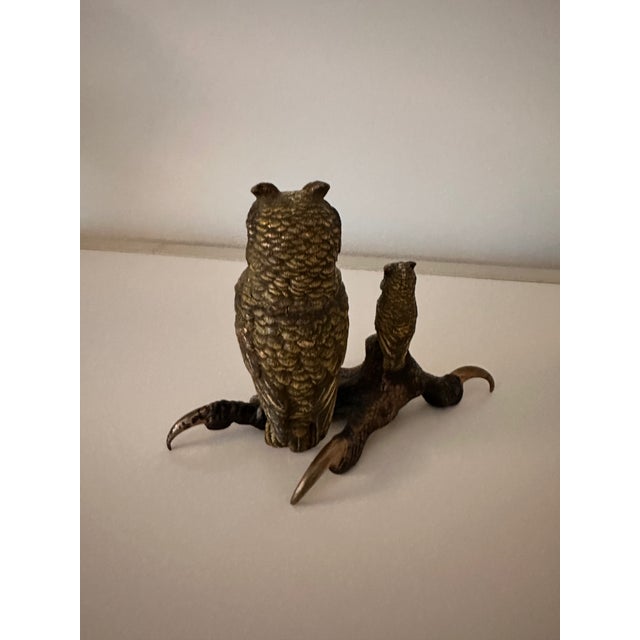 Art Nouveau Cold Painted Vienna Bronze Inkwell, 2 Owls, Mother and Baby, Circa 1910 For Sale - Image 3 of 4
