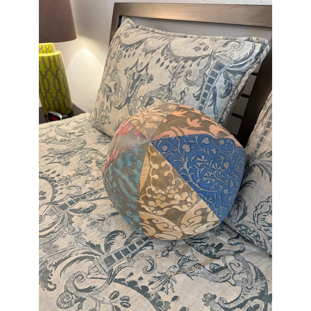 Traditional Fortuny Pillows {3} and Duvet Set (Queen Size ) For Sale - Image 3 of 5