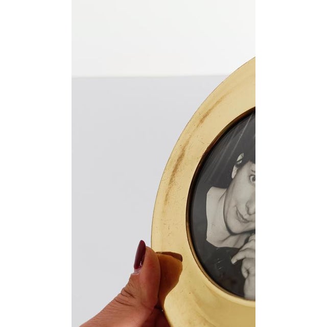 Vintage Italian Round Brass Picture Frame, 1970s For Sale - Image 10 of 14